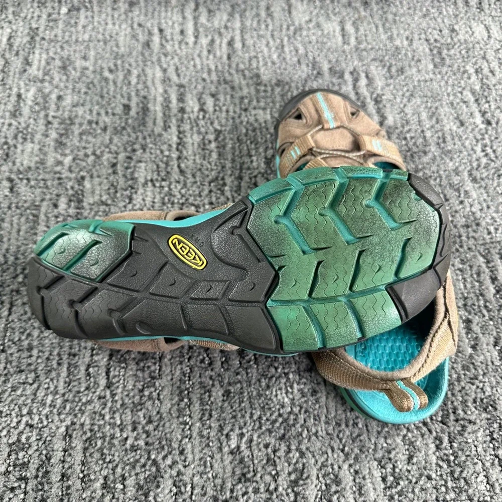 Keen Clearwater CNX Womens 7 Brown Turquoise Waterproof Hiking Sandals 1010997